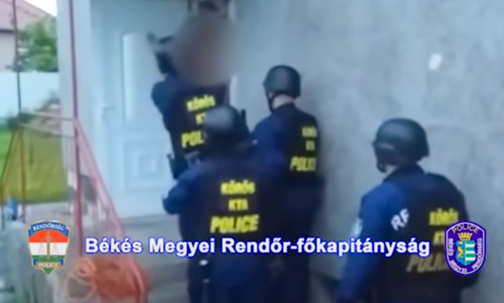 Kommandósok lepték meg a vidéki ház lakóit