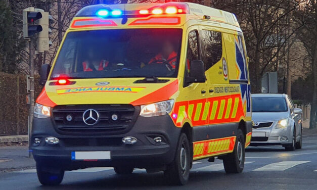 „Együtt próbáltuk tartani a lelket benne, kérve, semmiképp se adja fel” – 7 méter mély kút jéghideg vízébe zuhant a 82 éves Béla bácsi Edelényben