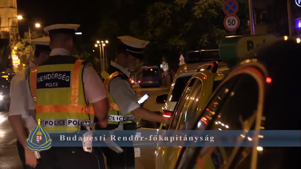 Illegális gyorsulási versenyek ellen lépett fel a rendőrség