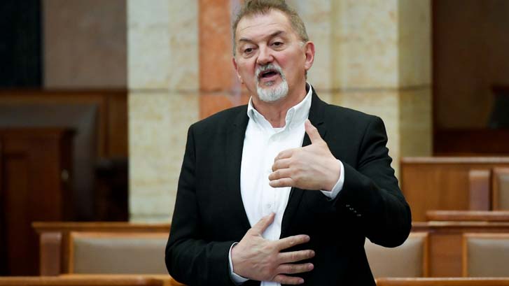 Motorbalesetben meghalt a Fidesz országgyűlési képviselője