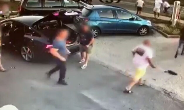 Harmincan álltak bíróság elé az érdi tömegverekedés tárgyalásán – egy ember meghalt, amikor a két család egy benzinkúton próbálta rendezni a vitás kérdéseket