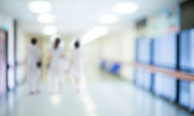 Mintegy negyvenhárommillió forintból vásárolt speciális ágyakat a hatvani kórház