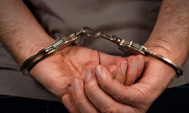 Munkagépeket bérelt majd eladta őket – ez várhat most rá