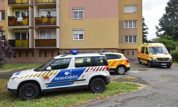 Több hónapja is meghalhatott az az idős ember, akinek holttestét  egy panellakásban találták meg