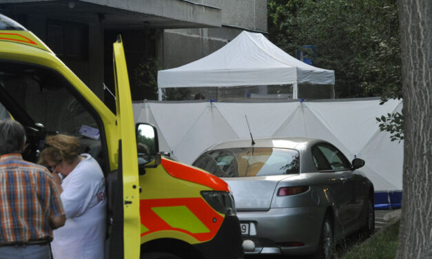 „Szerencsétlen ember, miközben küzdött a felesége életéért, próbálta a kislányát is megnyugtatni” – így emlékszik vissza a tragédiára a szemtanú