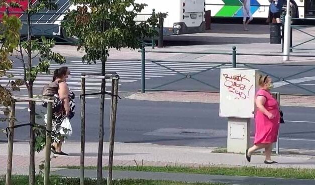 Női zsebes párost keresnek a rendőrök Székesfehérváron