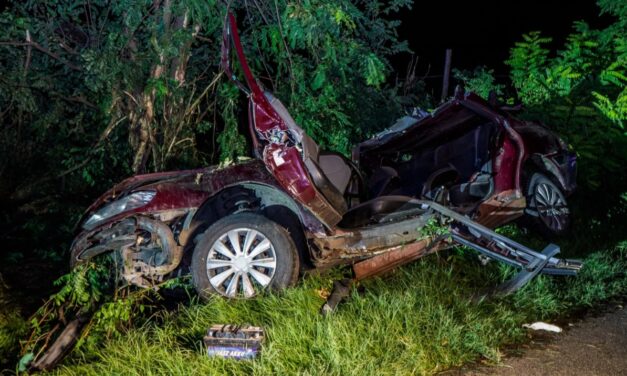 Brutális baleset Izsák és Páhi között: az egyik sérültnek a lába is leszakadt – sokkoló fotók