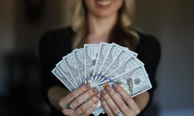 Megint börtönbe került a Kósa Lajost mesés vagyonnal hitegető csengeri örökösnő