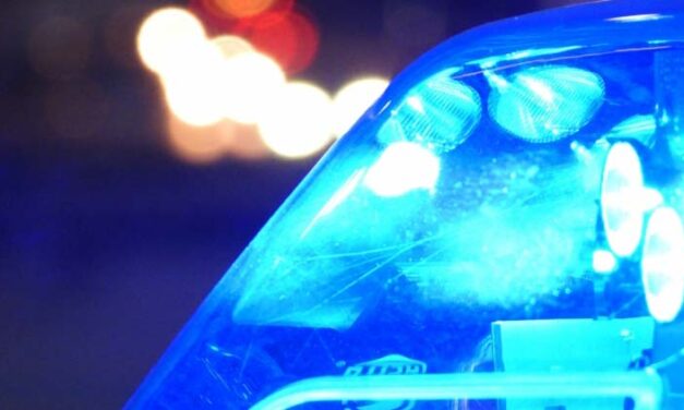 Felhívás – Segítsen megtalálni a mazdás ámokfutót, aki baleset okozott, majd elszökött a helyszínről Balmazújvárosban