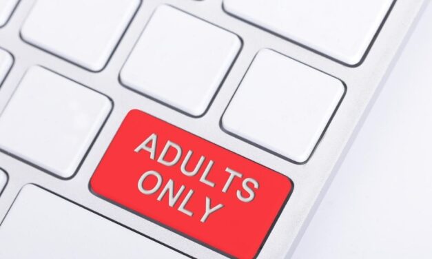 Cirka egy hónap alatt másfél millió forintot keresett futtatóinak egy 18 éves lány