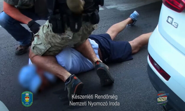 Szép ing, menő rövidnadrág, a rendőrség fejvadászai mégis betonra nyomták a soroksári bankrablót