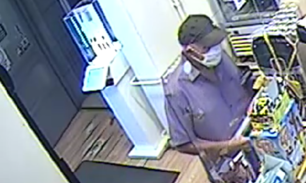 Ön látta valahol ezt a férfit? Ezért keresi a rendőrség nagy erőkkel – videó