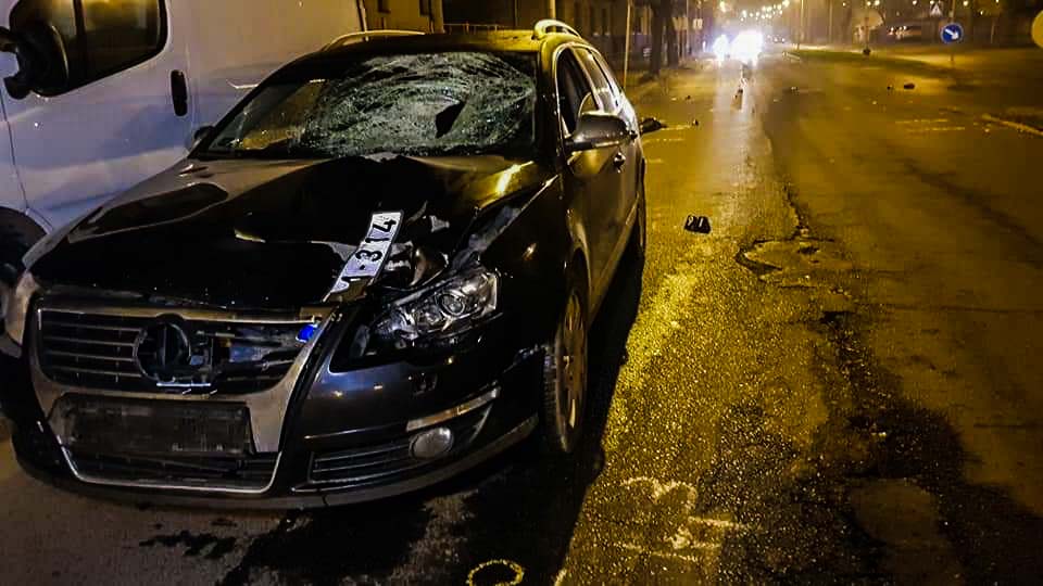 Száguldó autó miatt szörnyethalt egy gyalogos Ózdon, kivilágítatlan biciklis halt meg Bábolnánál