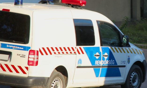 Összeverte, majd vérbe fagyva az utcán hagyta ismerősét egy fiatal férfi