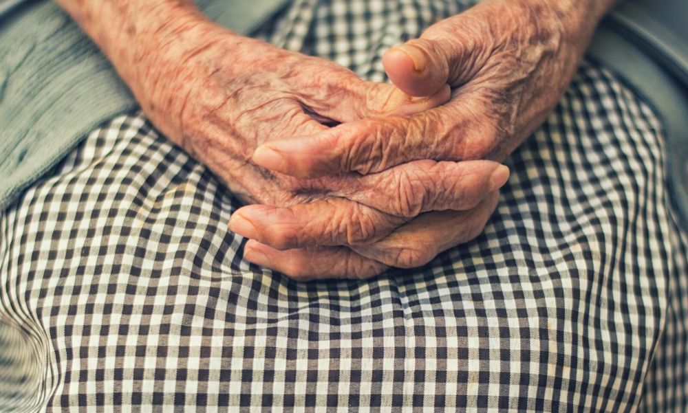 Így csalt ki milliókat egy idős bonyhádi nőtől ez a férfi