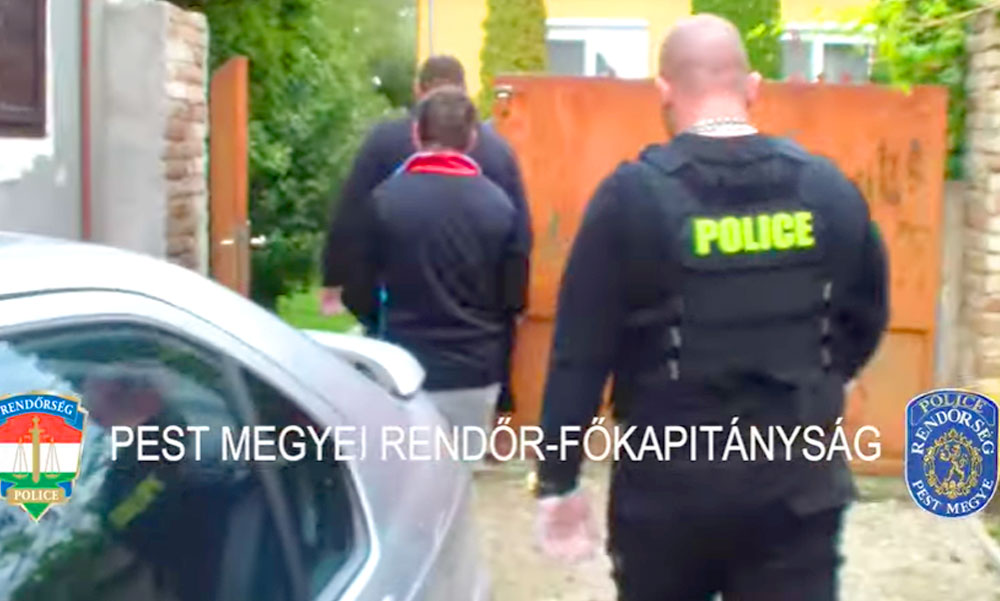 Bűnös románc: A 35 éves férfi teljesen behálózta a 11 éves kislányt, bilincs lett a vége
