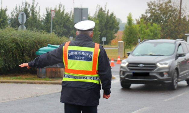 Teljes rendőrségi zárás az M3-as autópályán, egy autós sem menekülhetett