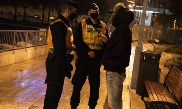 Az állatvédők felmentést kapnak a szilveszterkor érvényes kijárási tilalom alól