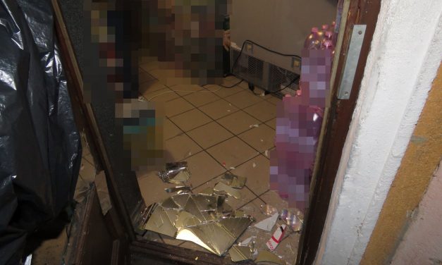 Téglával verte be a kisbolt ablakát a börtönből éppen csak kiszabadult férfi – Egy üveg vodkát is magával vitt volna, de a zsaruk hamar lekapcsolták – Ez várhat most rá