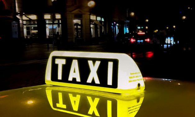 Élete végéig rácsok mögött marad a taxisra támadó elkövető – Kegyetlenül összeszúrkálta áldozatát, csak a szerencsének köszönhetően élte túl a támadást a sofőr