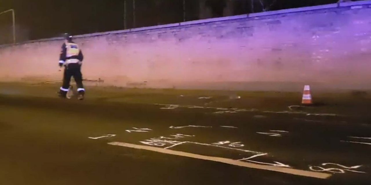 „Ez a baleset néhány perce történt Salgótarjánban” – ezzel a szöveggel posztolta ki a halálra gázolt nőről készített fotókat egy önkormányzati képviselő