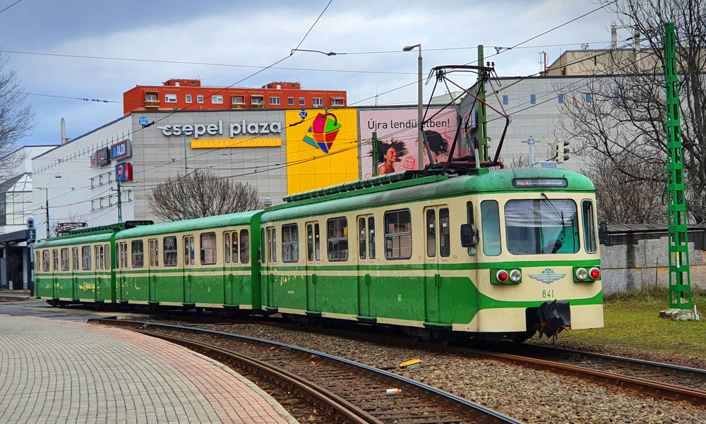 Elképesztő károkozás a vonatokon, buszokon – a csepeli HÉV a legproblémásabb