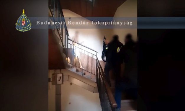 Unokázós csalópárost fogtak a rendőrök: az álrokonok több millió forintot csaltak ki az idősektől