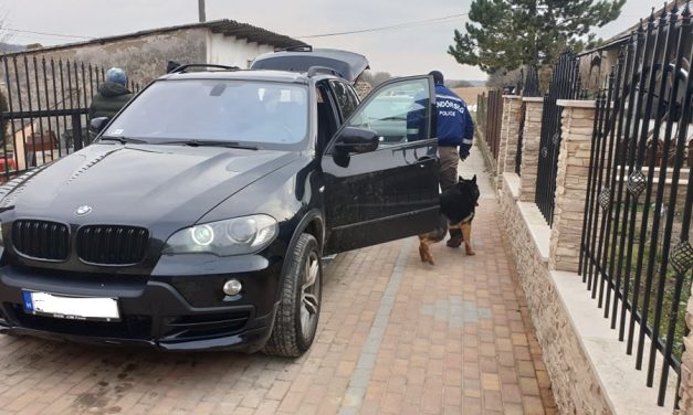 Razziázott a rendőrség: Esztergomban buktattak le egy díler bandát, a „bika” nevű halálos drogot is terítették