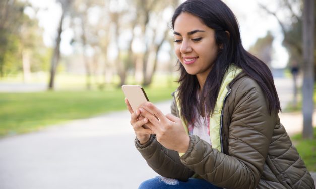 Az online ismerkedés buktatói: erre figyelmeztet a kibervédelmi intézet