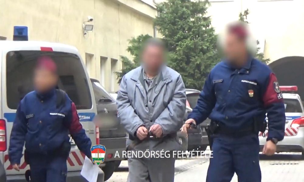 Tíz év fegyházra ítélnék a tizenkét évvel ezelőtti gyilkosság elkövetőjét: az ittas férfi egy 83 éves asszonyt vert halálra