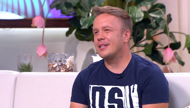 „Budapesten pisztolyt szegeztek a fejéhez” – 120 millió forinttal egy nagypályás drogdílert is átvert Fekete Dávid
