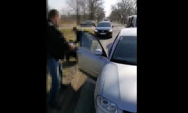 Kristályt terítettek Csongrádban – Egy egész díler bandára csapott le a rendőrség – Videón a razzia