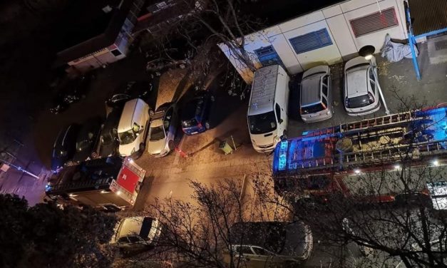 Újabb részletek a budapesti tűzről – Gyertyával világított az áldozat, majd elaludt és felcsaptak a lángok – Fotók a helyszínről