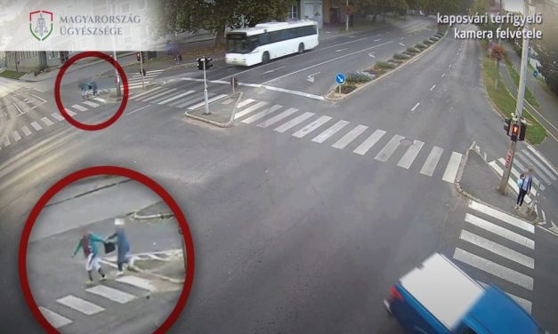 Videón a küzdelem: zebrán akarta kirántani egy idős nő kezéből a táskát egy kaposvári tolvaj