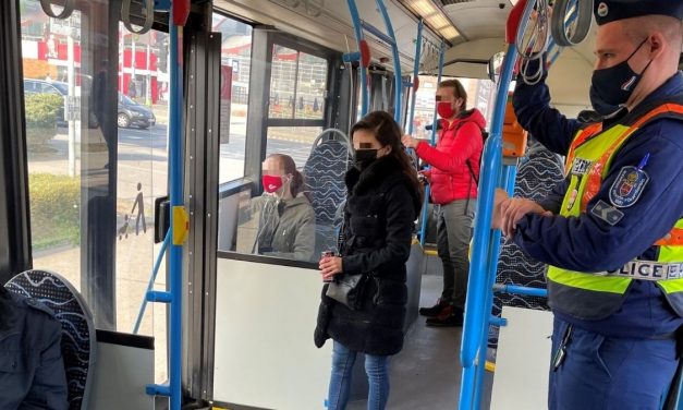 Szigorúan ellenőrzött autóbuszok Budapesten: 2 nap alatt 50 esetben intézkedtek rendőrök és a BKK munkatársai