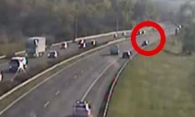 Hát ilyen nincs! Már megint a forgalommal szemben autózott egy kocsi az autópályán, ezúttal az M3-ason – Videón a képtelen manőver