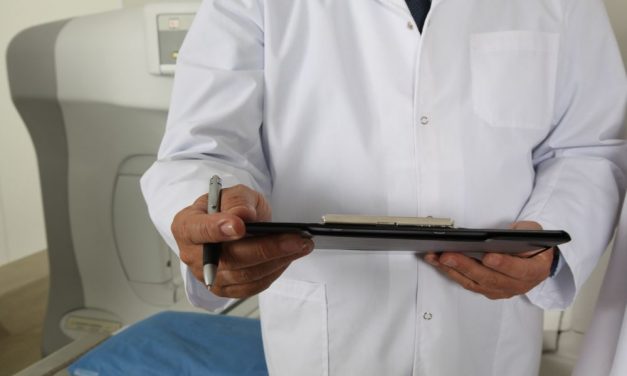 Szerintem ez egy pszichopata, korábban már elítélték erőszakosság miatt a Fóton verekedésbe keveredett ügyeletes orvost