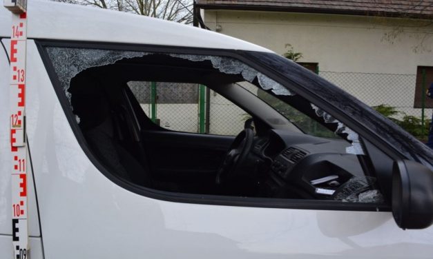 Két nap alatt 13 autót és 2 boltot tört fel egy férfi Csepelen