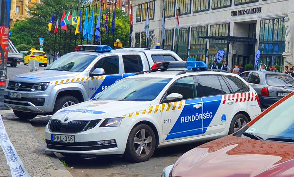 Gyilkosság Budapesten: barátnője édesanyjával végzett a 18 éves férfi