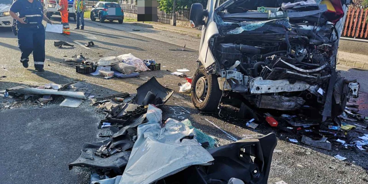 „Arra emlékszem, hogy sikoltozó és pánikoló emberek vesznek körül” – megszólalt a mezőörsi baleset túlélője, egy ember meghalt, 30-a pedig megsérültek
