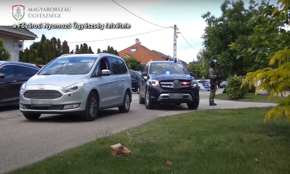 „Semmi rosszat nem tudunk mondani róluk! A fiatalember rendkívül értelmes” – elképzelni sem tudták a szomszédok, mire készült a fővárosban elfogott iszlamista terrorista