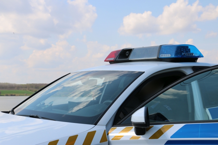 A záróvonal smafu: civil autókkal csaptak le a szabályszegőkre a somogyi rendőrök