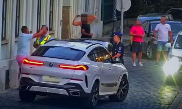 „Szégyelljék el magukat mind, ahányan vannak!” – Győzike kiborult, mert tilosban parkolt a luxus BMW-jével és megbüntették, itt a videó az utcai balhéról