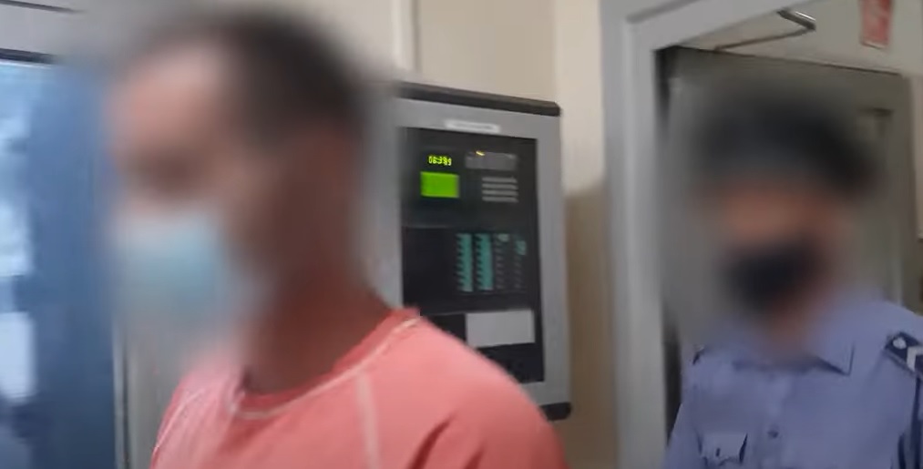  „Remélem, anya a mennybe került és ott jó neki!” – megszólalt a Gödön halálra késelt nő 10 éves, árván maradt kisfia