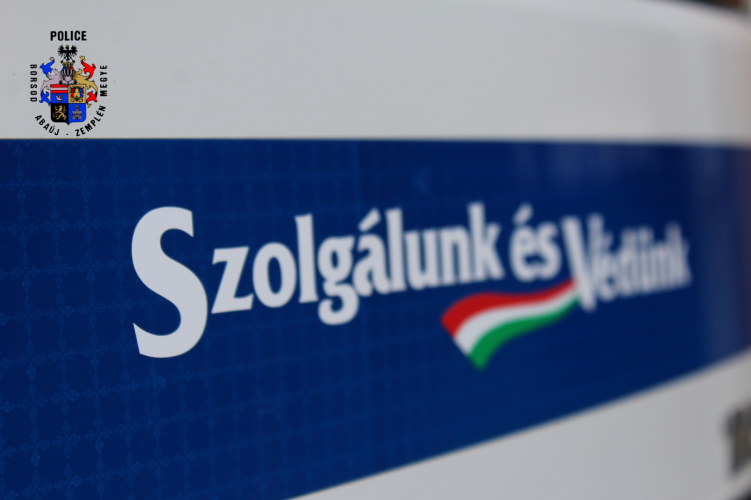 Szerelmi bánat miatt akarta eldobni magától az életet: a 48 éves férfi késsel vágta meg a karját, majd beszaladt az erdőbe – Ez történt, amikor rátaláltak a rendőrök