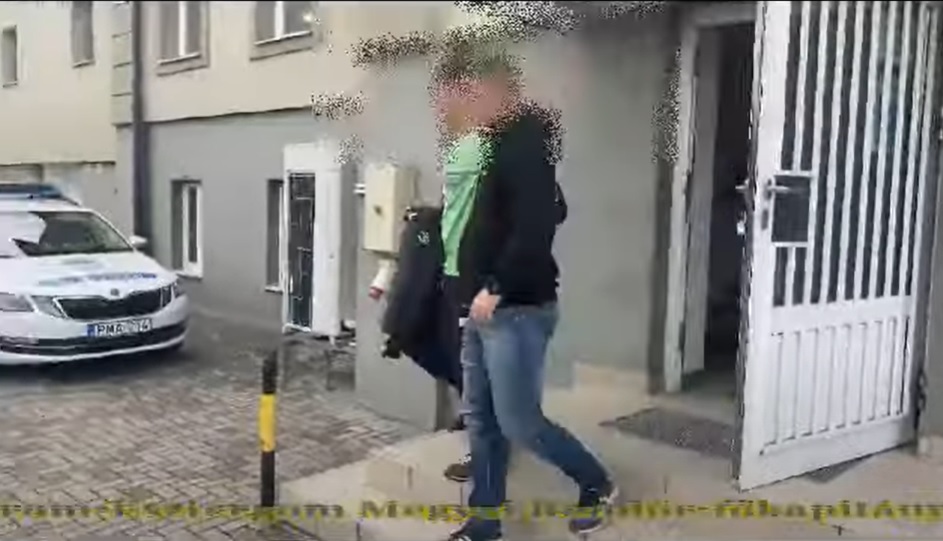 Kamionokat rongált és a dorogi önkormányzat épületét sem kímélte – Több milliós kárt okozott a 30 éves férfi, a rendőrök már egy éve voltak a nyomában – videó