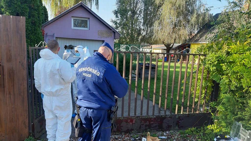 „Még aludt, amikor rátámadtam” – 3 és fél éves kislánya előtt oltotta ki terhes felesége életét a szegedi férfi, a tettesnek fogalma sincs miért tette ezt a szörnyűséget