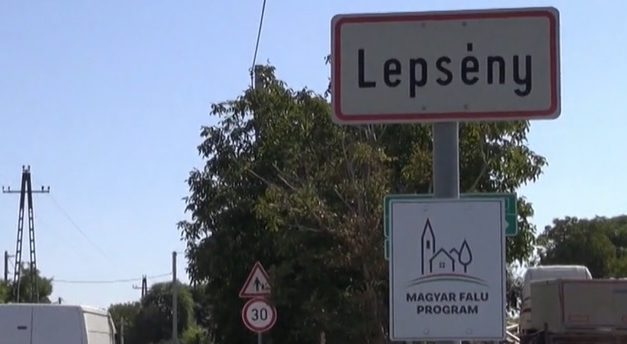 Már alig volt magánál: eszméletlenre vertek egy hatodikos fiút a lepsényi általános iskolában – Martin súlyos sérülésekkel került kórházba, a húga végig nézte a borzalmakat – videó