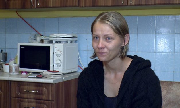 „Éreztem, hogy baj lesz” – néhány nappal fia temetése után megszólalt a megtört vajai édesanya, Gábor 5 éves kishúgának is elmondták, mi történt a testvérével