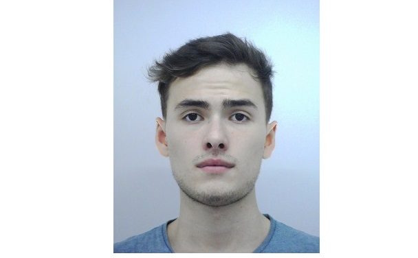 Nagy erőkkel keresik a rendőrök a 18 éves Domonkost: Egy budapesti kórházból tűnt el, orvosi segítségre szorulhat – Te láttad valahol? – fotó